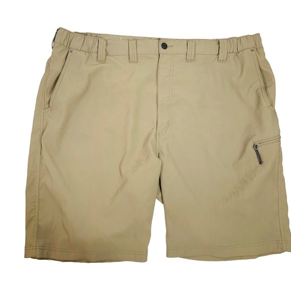Wrangler Performance Cargo Shorts Sz 44 Zip Pockets Elastic Outdoor Utility Work - Picture 1 of 12